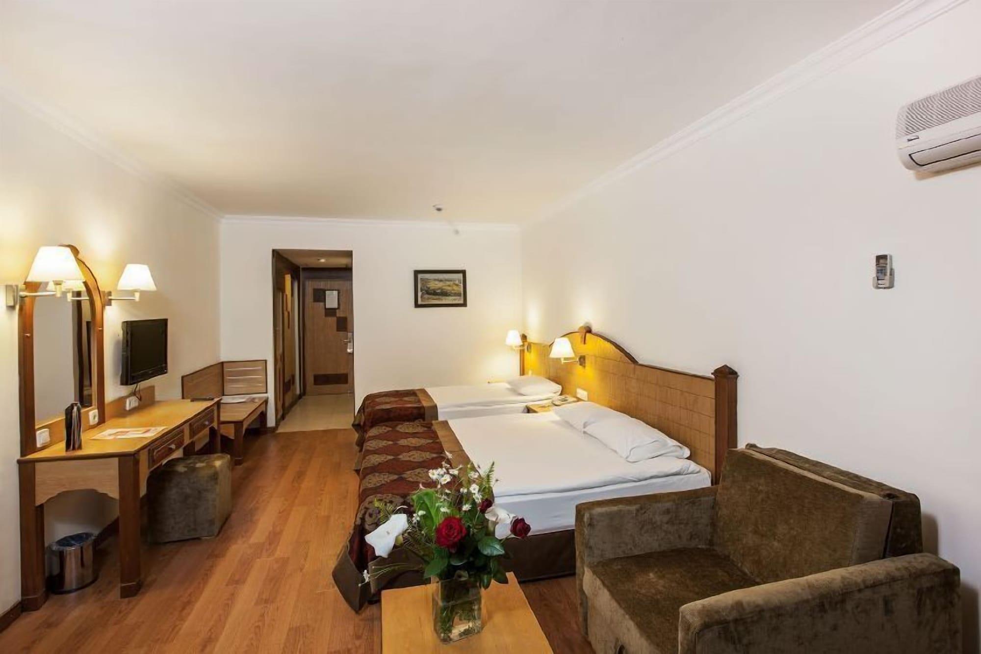 Hotel Adalya Art Side Esterno foto